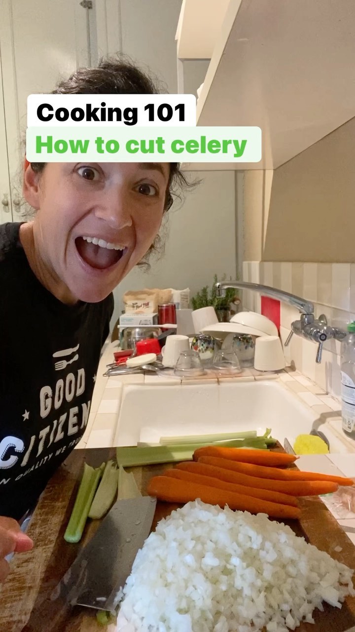 How to chop celery finely. Hope this little tip makes you more confident in the kitchen 😄 use celery, onion, and carrot for a basic “mirepoix” for any kind of sauce or stews. #cooking101 #cookingbasics #cookingclass #learntocook #celery #cooking #vegan #plantbased #vegetarian #onlinecookingclass #bluezones #bluezoneskitchen #veganlife #veganfoodshare #veganfood #easydinner #easyrecipe #whatsfordinner #foodphotography #homecooking #dinnerideas #comfortfood #realfood #crueltyfree #veganinspo #plantbaseddiet #plantbasedfoodie #dairyfree #whatveganseat